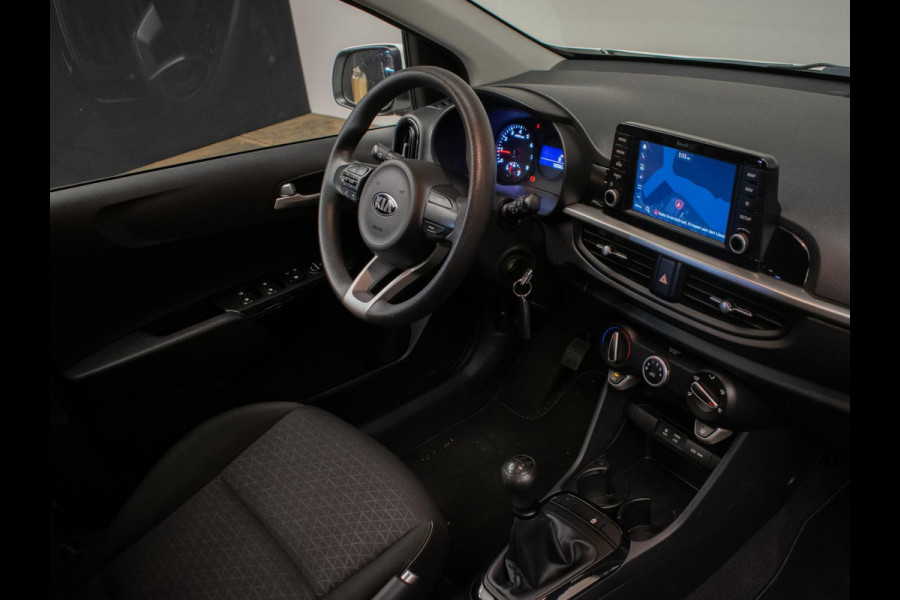 Kia Picanto 1.0 CVVT ComfortPlusLine Navigator Sport (APPLE CARPLAY.NAVI,CAMERA,LED,SPORTSTOELEN,AIRCO,PDC,NETTESTAAT)