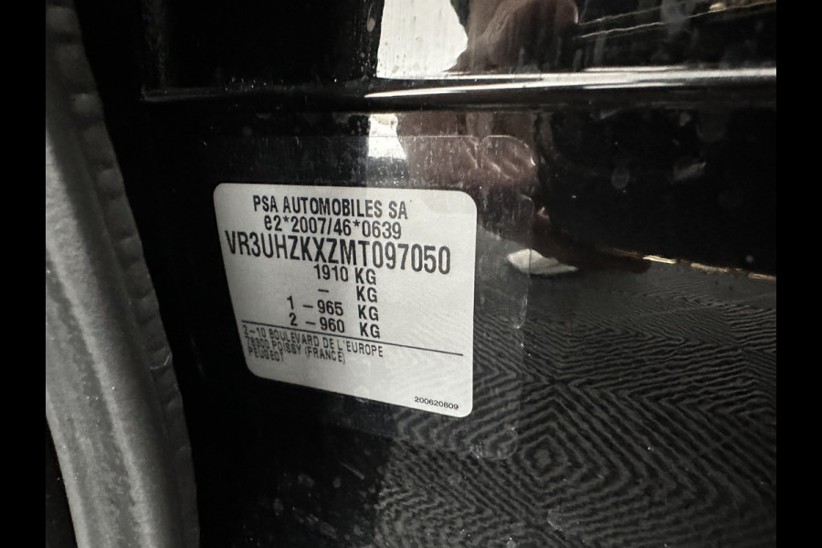 Peugeot e-208 EV Active Pack 50 kWh [ 3-Fase ] {SOH-90%} (INCL-BTW) Aut. *FULL-LED | DIGI-COCKPIT | MICROFIBRE | SPORT-SEATS | CARPLAY | CCS-FASTLOADER | KEYLESS | DAB+ | LANE-ASSIST | CRUISE | ECC | PDC | 16''ALU*