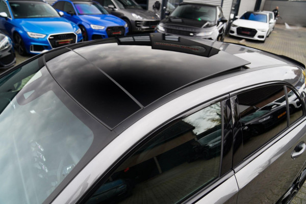 Mercedes-Benz A-Klasse 180 d Business Solution AMG | Panorama | Sfeerverlichting | Camera | Leder/Alcantara | AMG PAKKET | LED |