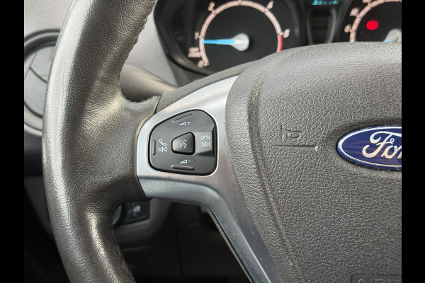 Ford Transit Courier 1.5 TDCI Trend | NL-auto | Cruisec. | Airco | PDC