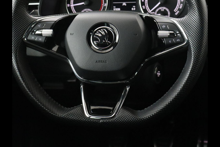 Škoda SCALA 1.0 TSI Sport | Stoelverwarming | Camera | Carplay | Climate control | Full LED | Cruise control | Sportstoelen | Parkeerhulp
