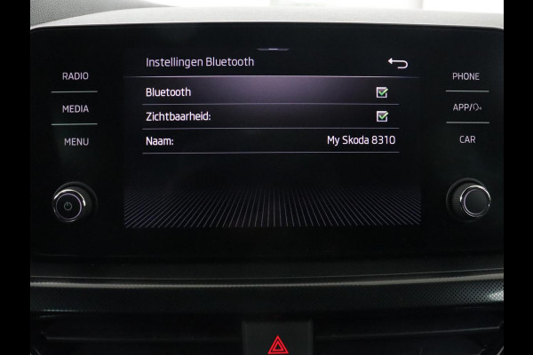 Škoda SCALA 1.0 TSI Sport | Stoelverwarming | Camera | Carplay | Climate control | Full LED | Cruise control | Sportstoelen | Parkeerhulp