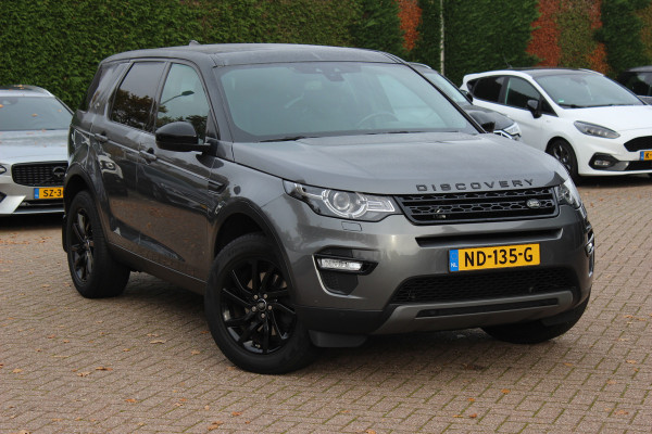 Land Rover Discovery Sport 2.0 TD4 HSE / Trekhaak / Panoramadak / Camera / Leder / 18'' / Keyless / Navigatie / Stoelverwarming / Xenon / Cruise Control