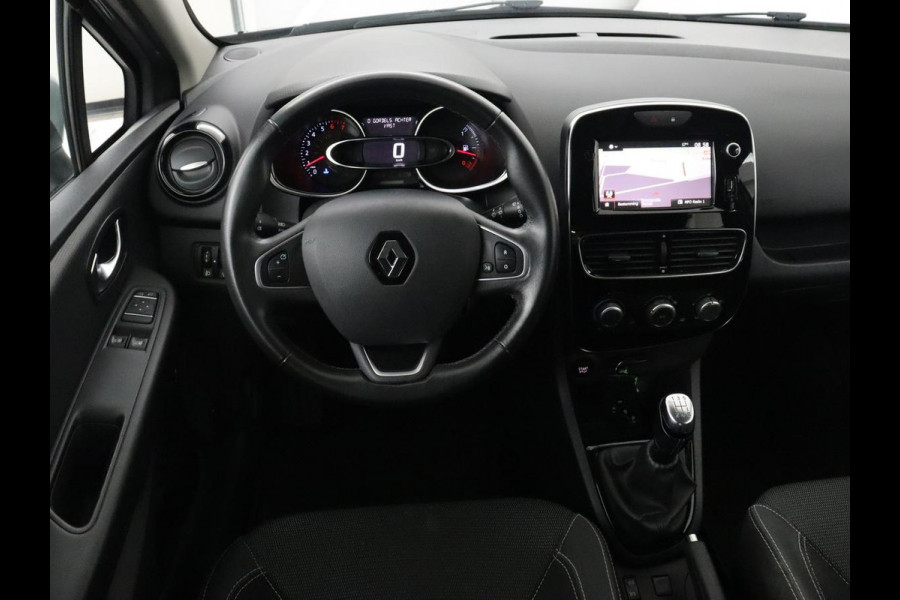 Renault Clio 0.9 TCe Zen | 76.000km NAP | Trekhaak | Navigatie | Bluetooth | Cruise control | Airco | DAB