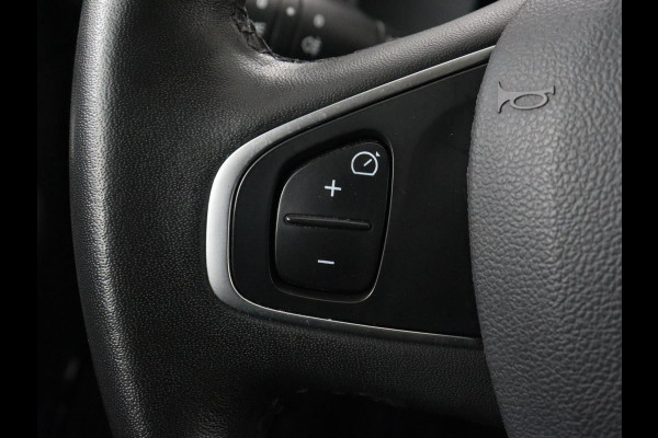 Renault Clio 0.9 TCe Zen | 76.000km NAP | Trekhaak | Navigatie | Bluetooth | Cruise control | Airco | DAB