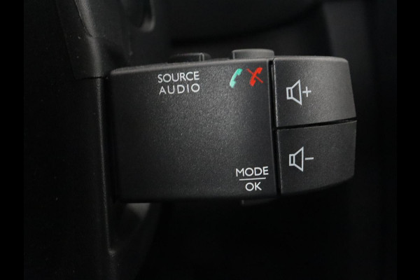 Renault Clio 0.9 TCe Zen | 76.000km NAP | Trekhaak | Navigatie | Bluetooth | Cruise control | Airco | DAB