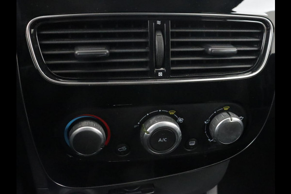 Renault Clio 0.9 TCe Zen | 76.000km NAP | Trekhaak | Navigatie | Bluetooth | Cruise control | Airco | DAB