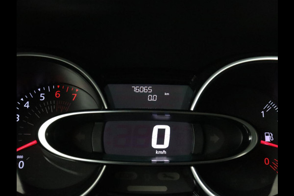 Renault Clio 0.9 TCe Zen | 76.000km NAP | Trekhaak | Navigatie | Bluetooth | Cruise control | Airco | DAB