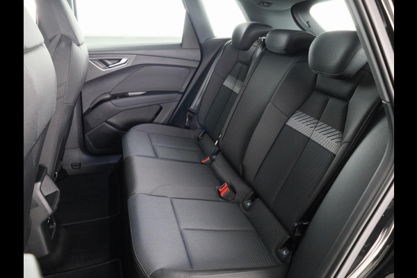 Audi Q4 e-tron 45 quattro Advanced edition 82 kWh 286pk Private lease vanaf €778,- pm | Navigatie | Parkeercamera | Verwarmbare voorstoelen | Matrix led verlichting