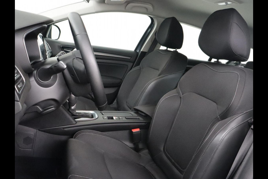 Renault Mégane 1.6 E-Tech Plug-In Hybrid 160 Business Zen | Carplay | Navigatie | Digital Cockpit | Parkeerhulp | Full LED | Climate control | DAB | Cruise control | Bluetooth | PHEV