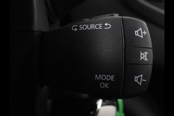 Renault Mégane 1.6 E-Tech Plug-In Hybrid 160 Business Zen | Carplay | Navigatie | Digital Cockpit | Parkeerhulp | Full LED | Climate control | DAB | Cruise control | Bluetooth | PHEV