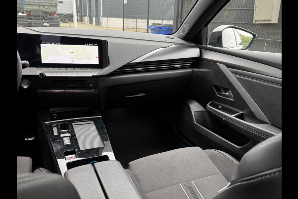 Opel Astra SPORTS TOURER 1.2 136PK TURBO HYBRIDE GS NAP ORIGINEEL NEDERLANDSE AUTO HUD STOELVERWARMING VOL