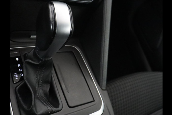 Renault Talisman 1.6 TCe Zen | Trekhaak | Massage | Carplay | Keyless | Parkeerhulp | Navigatie | Cruise control | Climate control | Bluetooth