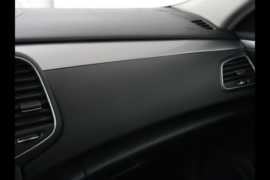 Renault Talisman 1.6 TCe Zen | Trekhaak | Massage | Carplay | Keyless | Parkeerhulp | Navigatie | Cruise control | Climate control | Bluetooth