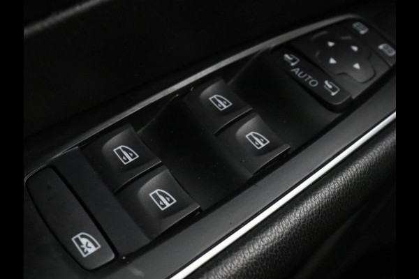 Renault Talisman 1.6 TCe Zen | Trekhaak | Massage | Carplay | Keyless | Parkeerhulp | Navigatie | Cruise control | Climate control | Bluetooth