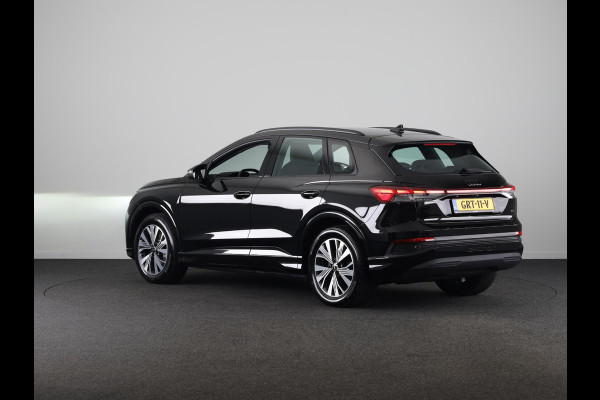 Audi Q4 e-tron 45 quattro Advanced edition 82 kWh 286pk Private lease vanaf €778,- pm | Navigatie | Parkeercamera | Verwarmbare voorstoelen | Matrix led verlichting