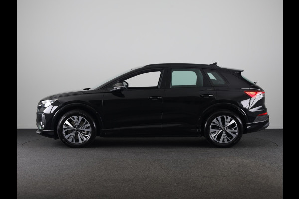 Audi Q4 e-tron 45 quattro Advanced edition 82 kWh 286pk Private lease vanaf €778,- pm | Navigatie | Parkeercamera | Verwarmbare voorstoelen | Matrix led verlichting