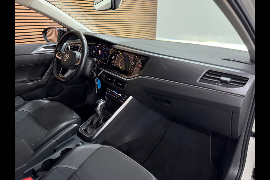 Volkswagen Taigo 1.0 TSI Style Automaat | Camera | Adaptive Cruise Control | 17' inch | LED | Navigatie