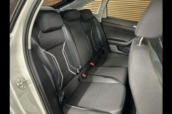 Volkswagen Taigo 1.0 TSI Style Automaat | Camera | Adaptive Cruise Control | 17' inch | LED | Navigatie