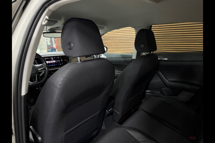 Volkswagen Taigo 1.0 TSI Style Automaat | Camera | Adaptive Cruise Control | 17' inch | LED | Navigatie