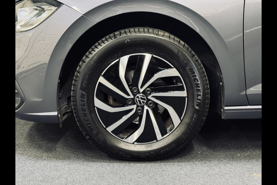 Volkswagen Polo 1.0 TSI Life | Camera | CarPlay | Stoelverw.