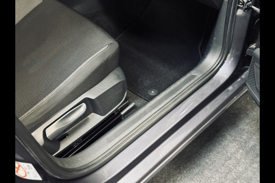 Volkswagen Polo 1.0 TSI Life | Camera | CarPlay | Stoelverw.