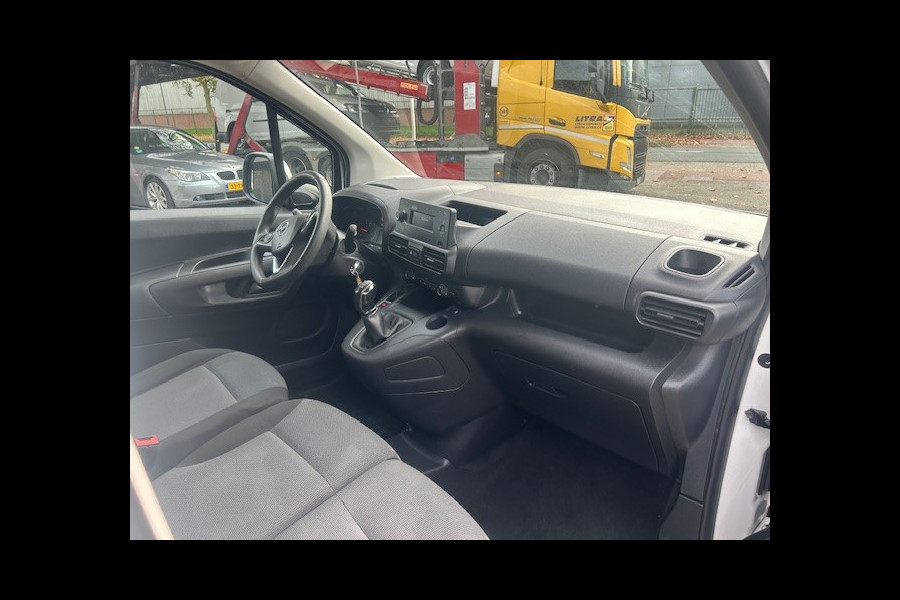 Opel Combo 1.6D L2H1 Selection AIRCO I PDC I MULTIFUNCTIONEEL STUURWIEL I 3-ZITS I NETTO MEENEEMPRIJS