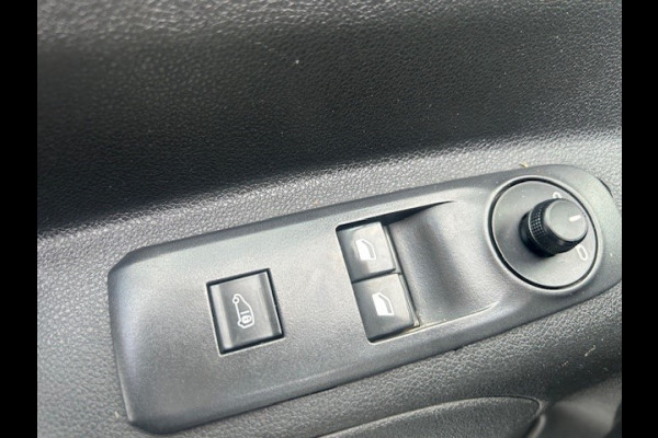 Opel Combo 1.6D L2H1 Selection AIRCO I PDC I MULTIFUNCTIONEEL STUURWIEL I 3-ZITS I NETTO MEENEEMPRIJS