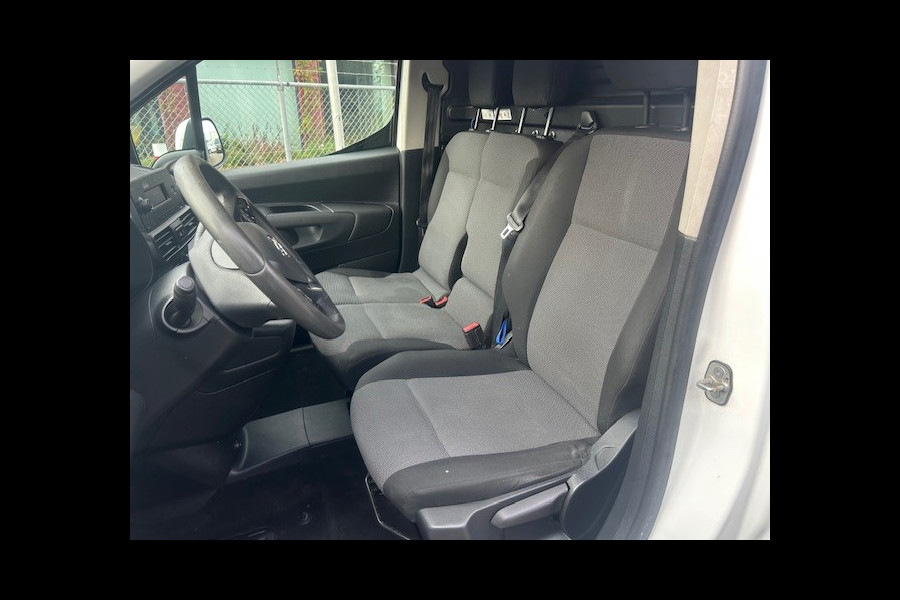Opel Combo 1.6D L2H1 Selection AIRCO I PDC I MULTIFUNCTIONEEL STUURWIEL I 3-ZITS I NETTO MEENEEMPRIJS