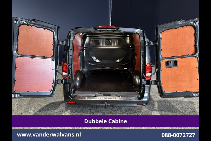 Mercedes-Benz Vito 116 CDI 164pk 9G-Tronic Automaat L2H1 Dubbele Cabine Fabrieksgarantie Euro6 Airco | 2x zijdeur | 5-Zits | 360 graden Camera LED, LM velgen, 2500kg Trekhaak, Adaptieve Cruisecontrol, Parkeersensoren, Isofix, MBUX
