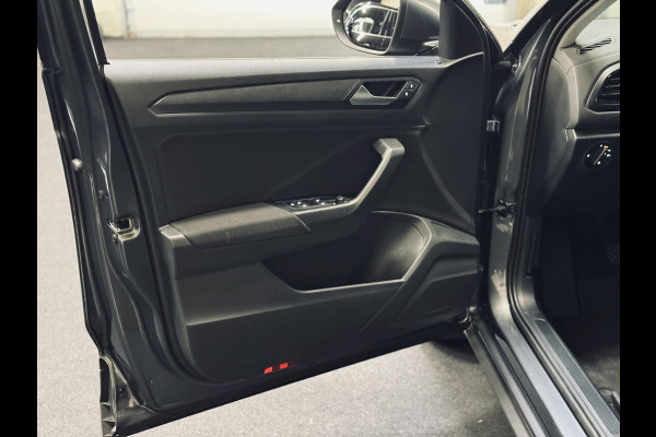 Volkswagen T-Roc 1.0 TSI Edition | Adapt.Cruise | CarPlay | LED