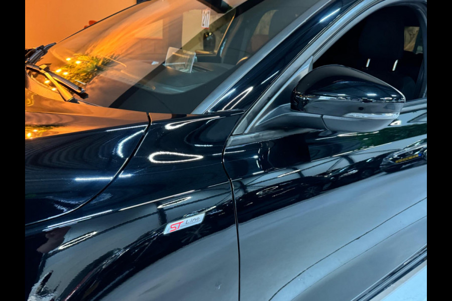 Ford Focus 1.0 EcoBoost ST Line Business Garantie Head-Up Camera PDC Cruise Navi Clima LED DAB Rijklaar