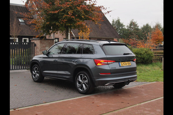 Škoda Kodiaq 1.5 TSI Sportline Business 7p. | Apple Carplay | Camera | Cruise Control | Canton | Trekhaak |