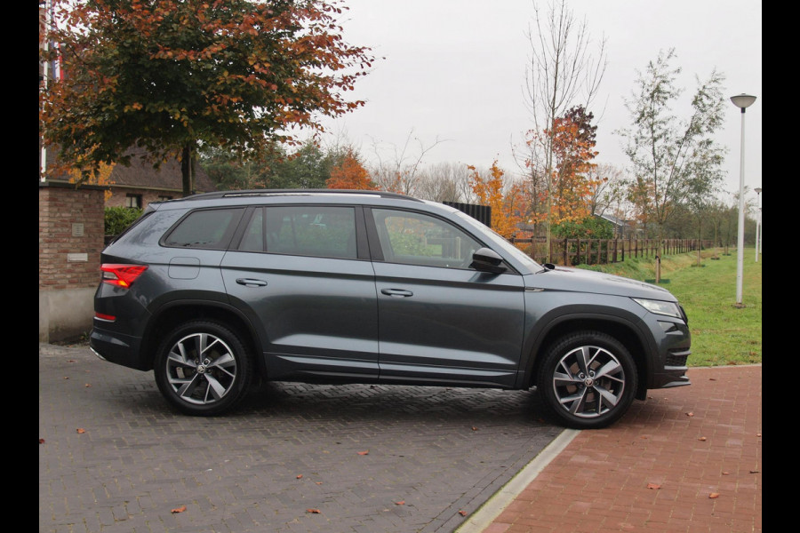Škoda Kodiaq 1.5 TSI Sportline Business 7p. | Apple Carplay | Camera | Cruise Control | Canton | Trekhaak |