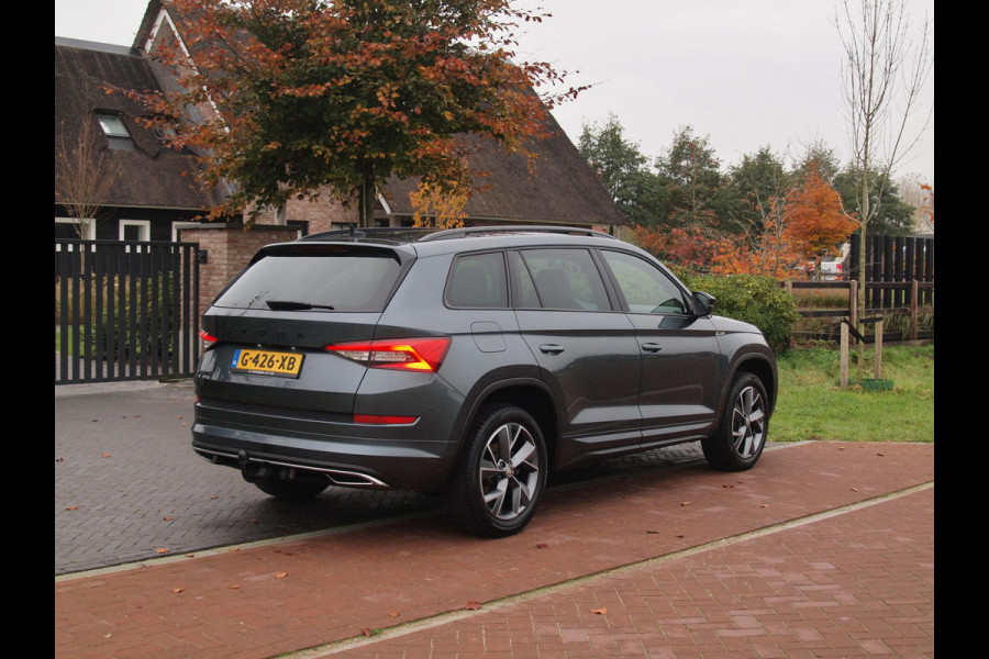 Škoda Kodiaq 1.5 TSI Sportline Business 7p. | Apple Carplay | Camera | Cruise Control | Canton | Trekhaak |