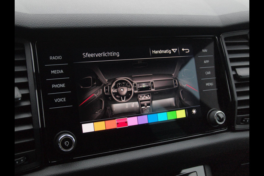 Škoda Kodiaq 1.5 TSI Sportline Business 7p. | Apple Carplay | Camera | Cruise Control | Canton | Trekhaak |