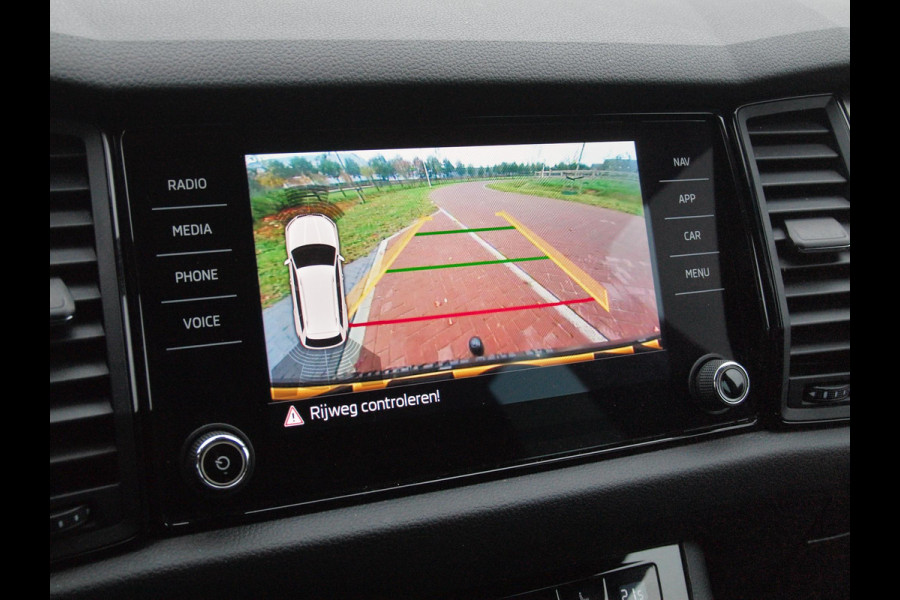Škoda Kodiaq 1.5 TSI Sportline Business 7p. | Apple Carplay | Camera | Cruise Control | Canton | Trekhaak |