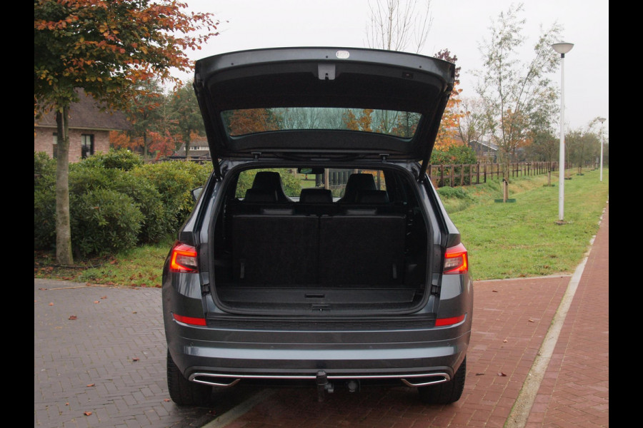 Škoda Kodiaq 1.5 TSI Sportline Business 7p. | Apple Carplay | Camera | Cruise Control | Canton | Trekhaak |