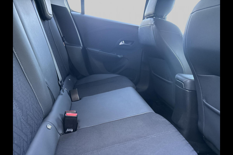 Opel Corsa 1.2 Level 3 | Camera | Apple Carplay & Android auto