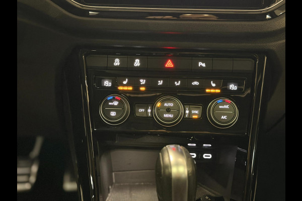 Volkswagen T-Roc 2.0 TSI 4Motion R 300PK Pano|Beats|Camera|Blind|ACC|Trekhaak|Virtual