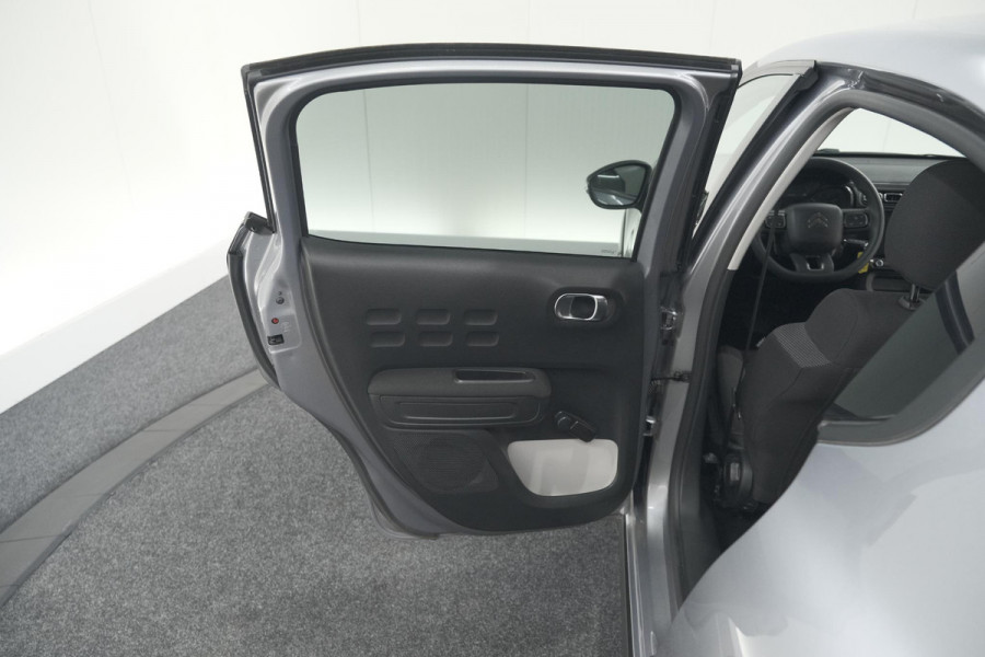 Citroën C3 PureTech 110 EAT6 Max | Parkeersensoren | Apple Carplay | 16 Inch Lichtmetalen Velgen