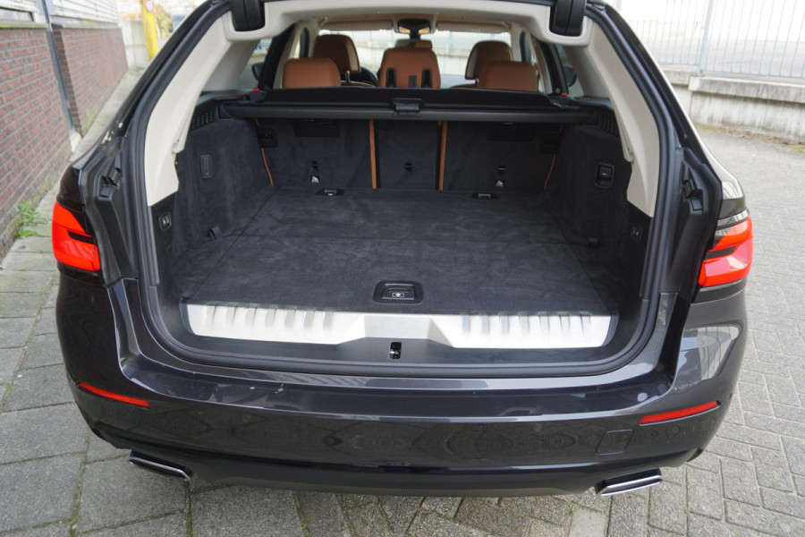 BMW 5 Serie Touring 530e xDrive Business Edition Plus/Laser Led/Leer/ Origineel Nederlands