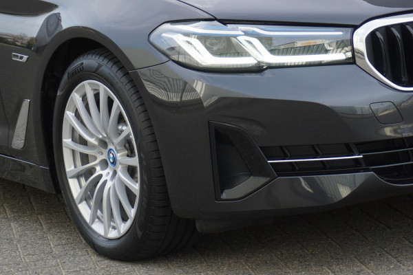 BMW 5 Serie Touring 530e xDrive Business Edition Plus/Laser Led/Leer/ Origineel Nederlands