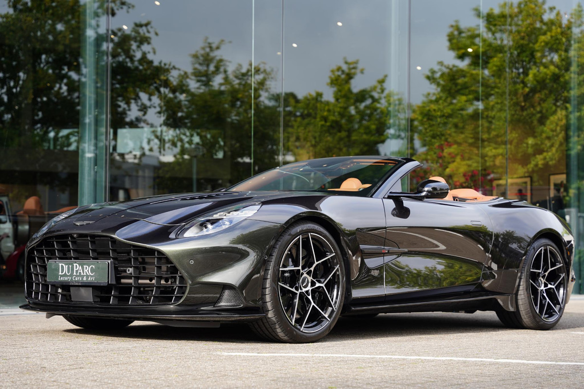 Aston Martin Vanquish Volante 5.2 V12 MY 26 824 Pk