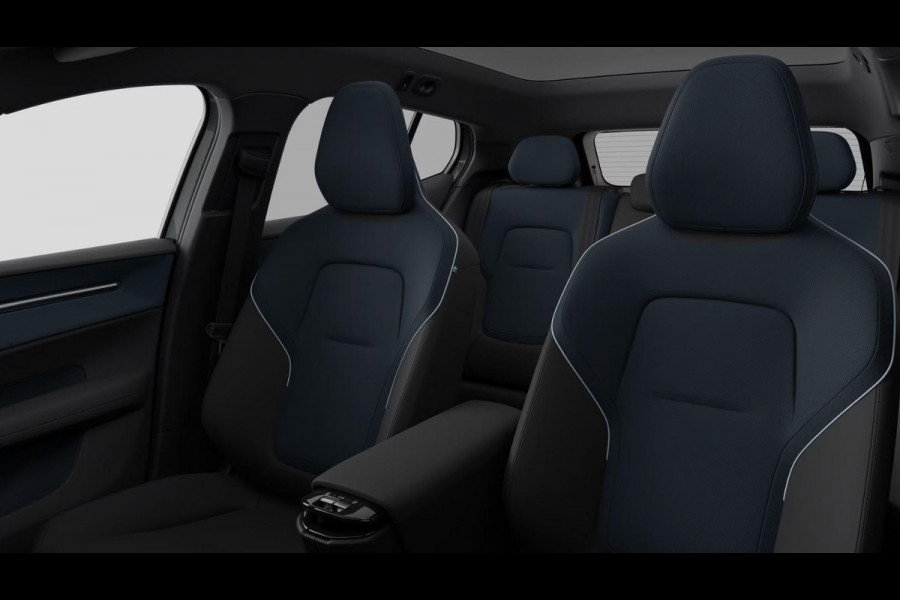 Volvo EX30 Single Motor Extended Range Ultra 69 kWh / Extra getint glas / Climate pack / Panoramadak / 360 camera