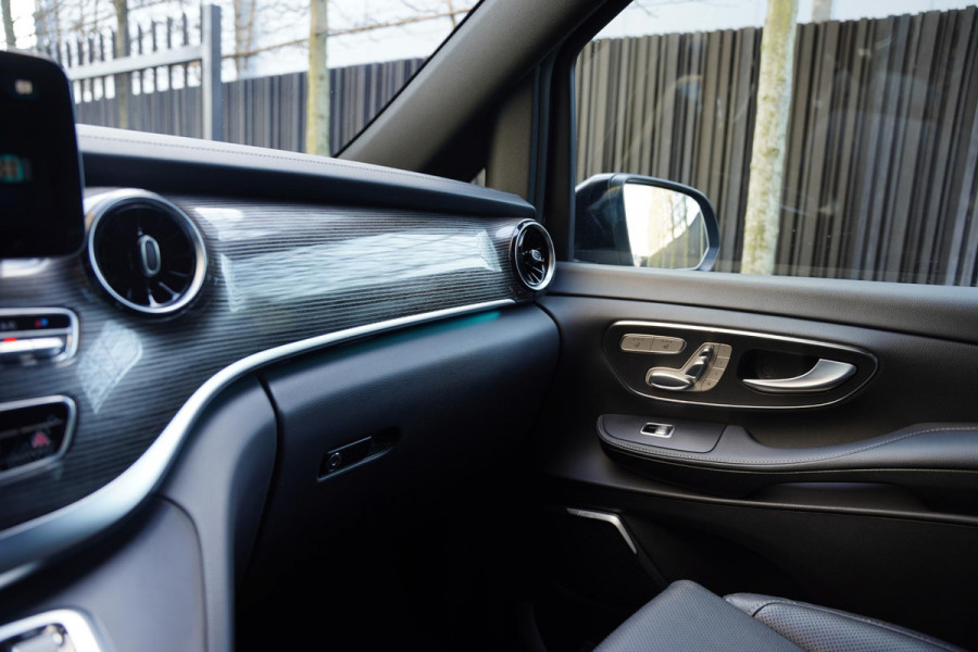 Mercedes-Benz Eqv 300 L2 Avantg. BTW Burmester Panoramadak 7-Persoons