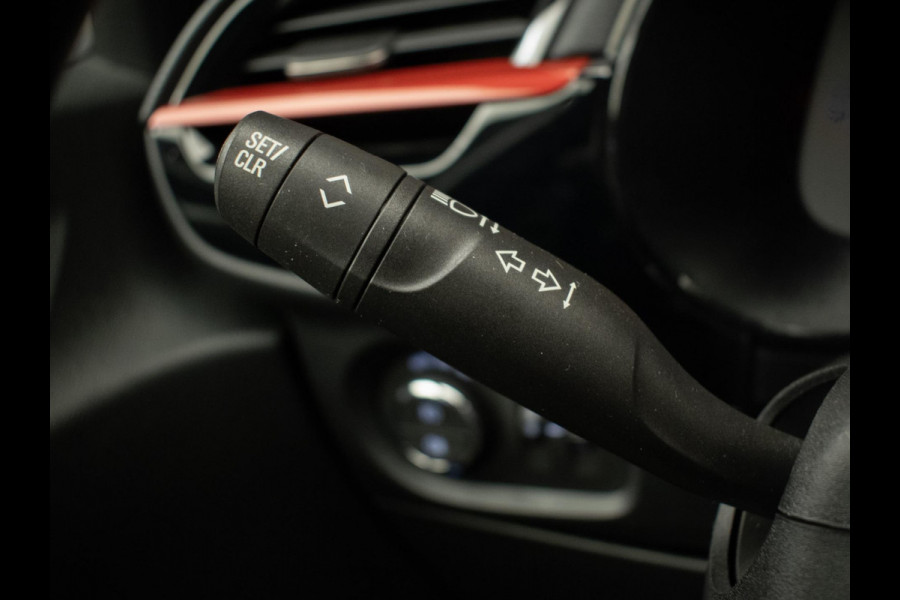 Opel CORSA-E GS Line 50 kWh Sport (APPLE CARPLAY,NAVI,DIGITALE COCKPIT,CRUISE,SPORTSTOELEN,CAMERA,GETINT,NETTESTAAT)