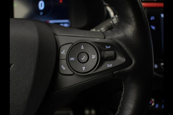 Opel CORSA-E GS Line 50 kWh Sport (APPLE CARPLAY,NAVI,DIGITALE COCKPIT,CRUISE,SPORTSTOELEN,CAMERA,GETINT,NETTESTAAT)