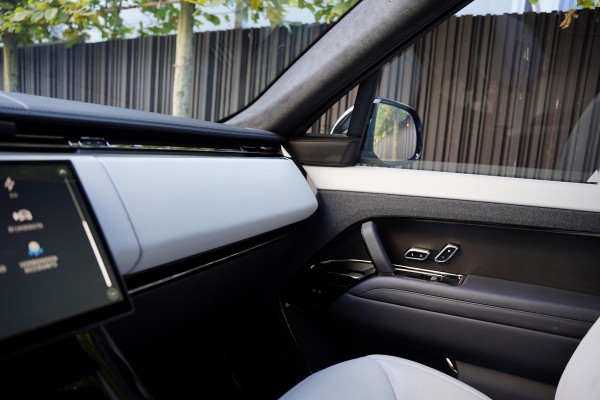 Land Rover Range Rover Sport P 550 E Autobiography NL Auto 23 Inch Panoramadak Perlino Leder