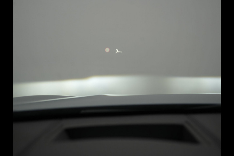 BMW X1 xDrive25e M Sport Plug In Hybrid Storm Bay Metallic 221pk Dealer O.H. PHEV | Panodak | Head Up | Adaptive Cruise | Camera | Stoelen & Stuur Verwarmd | Sfeerverlichting | Keyless | Navigatie | 19"L.M | DAB |